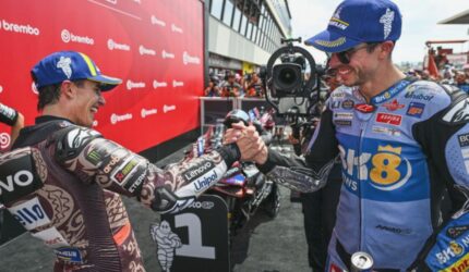 Kesedihan di Balik Sapu Bersih Marc Marquez di Kandang Valentino Rossi, Adiknya juga Kena Getah meski Tak Bersalah