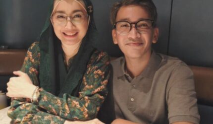 Ruben Onsu Unggah Foto dengan Desy Ratnasari, Ada Apa?