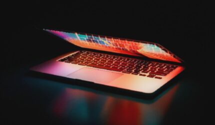 Chromebook Dikorupsi? Skandal Kemendikbudristek dan Fakta Sebenarnya