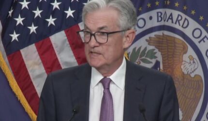 Trump Siap Pecat Bos The Fed? Menkeu AS Ungkap!