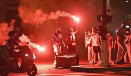 Tragis! 2 Tewas dalam Tawuran Supporter PSG, Macron Geram