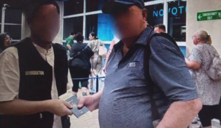 Bule Australia Promosi Vila di Bali, Bermasalah dengan Visa? Imigrasi Tindak!