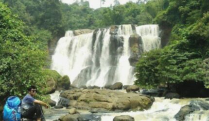 Curug Bandung: 3 Air Terjun Tersembunyi untuk Liburan Sempurna
