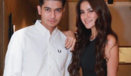 Olla Ramlan & Teuku Ryan Pacaran? Foto Mesra Beredar!