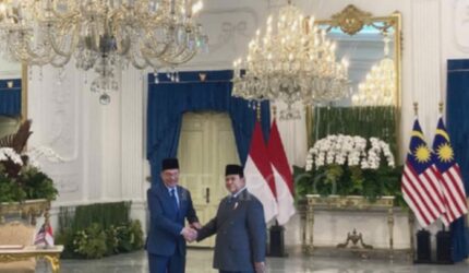 Prabowo Jemput Anwar Ibrahim di Halim: Pertanda Hubungan Semakin Erat?
