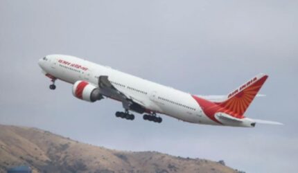 Air India: 30 Detik Maut, Kisah Penumpang Selamat Ungkap Fakta!