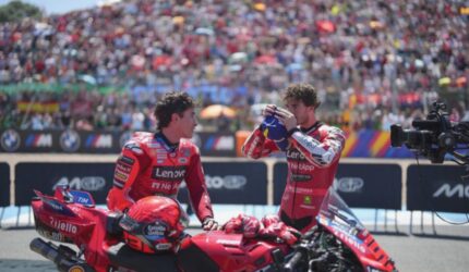 Pembelaan Lorenzo untuk Francesco Bagnaia yang Senasib Jadi Kelinci Percobaan Marc Marquez