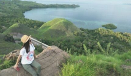 Labuan Bajo: 15 Tempat Wisata NTT Terindah, Bukit Hingga Pantai