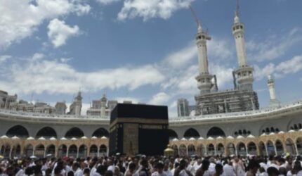 Haji 2024: Jemaah Bergerak ke Arafah, Puncak Ibadah Besok
