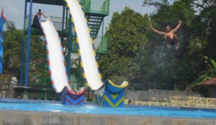 Purbalingga: 4 Wisata Hits, dari Waterpark Seru hingga Dino Land!