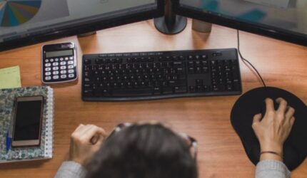 Input Device: Pengertian, Fungsi, dan Contoh Lengkap