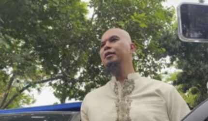 Undangan Spesial: Ahmad Dhani Ingin Maia Estianty Datang ke Ngunduh Mantu Al?