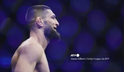 UFC 319 – Lawan Terlalu Ngeri, Khamzat Chimaev Bakal Disulap Jadi Manusia Lagi