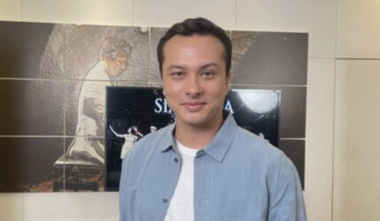 Nicholas Saputra: Syuting Perdana dengan Garin Nugroho, Pengalaman Tak Terlupakan!