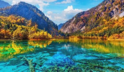 Destinasi Wisata Alam di Taman Nasional Jiuzhaigou