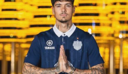 Buriram United Geger! Shayne Pattynama & Eks Rekan Marselino Merapat!