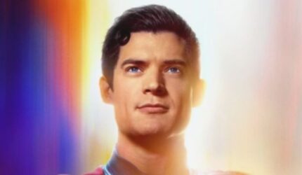 Julia Best Warner: Cinta & Kekuatan Istri ‘Superman’ Sejati
