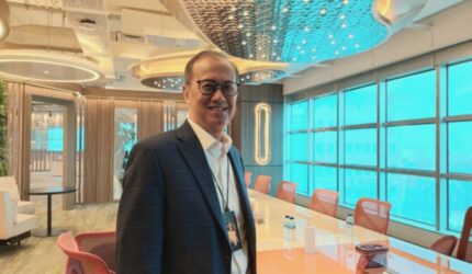 Indra Utoyo Mundur dari Dirut Allo Bank, Efek Korupsi EDC BRI?