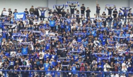 Nick Kuipers Buka Suara Usai Disoraki Bobotoh di Laga Persib