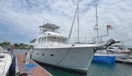 Liburan ke Banyuwangi, Jajal Island Hopping Naik Yacht Mewah