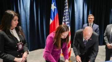 Chili Serahkan Jam Tangan Mewah Milik Keanu Reeves yang Dicuri ke FBI