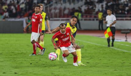 Rahmad Darmawan Kecewa: Liga Indonesia All Star Dibantai Oxford!