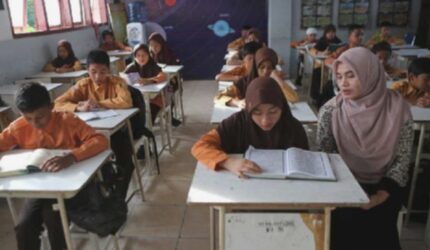 Guru PAI Sumringah! Tunjangan Naik Rp 500 Ribu dari Kemenag