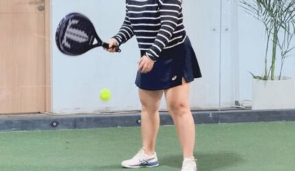 7 Potret Kiky Saputri Keranjingan Padel Setelah Melahirkan, Bugar!