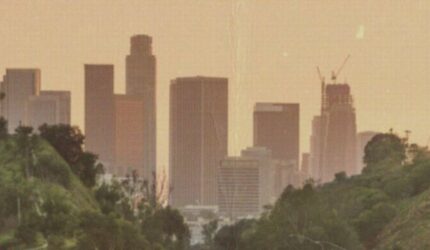 California Maroon 5: Lirik, Terjemahan, & Makna Lagu Adam Levine
