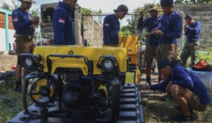 Robot Bawah Laut Cari KMP Tunu Pratama Jaya: Foto Terbaru!