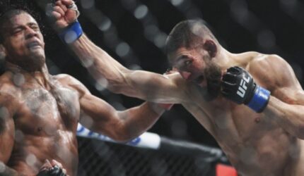 Khamzat Chimaev Menang, UFC Kacau? Mantan Rival Bela Mati-matian!