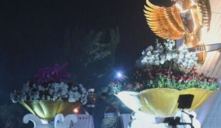 Prabowo Pimpin Apel Kehormatan di TMP Kalibata: Foto Lengkap!