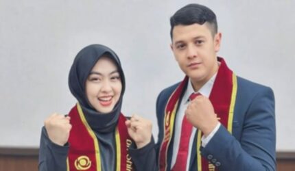 Selamat! Dr. Shindy Kakak Ria Ricis & Suami Raih Gelar S2 Kedokteran