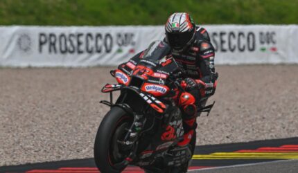 MotoGP Austria 2025: Bezzecchi Pole! Marquez Kedua Usai Crash